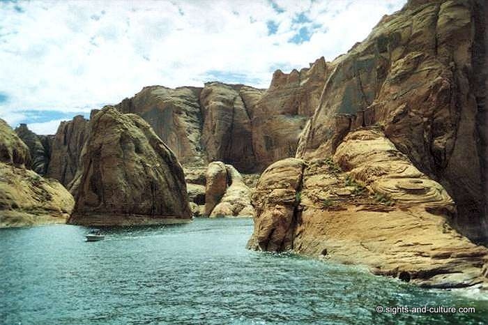 Layers of rock in Lake Powell