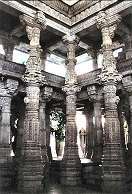 Jain Temple Ranakpur - pillared hall