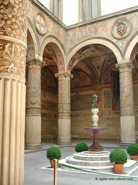 Florence palazzo vecchio, courtyard