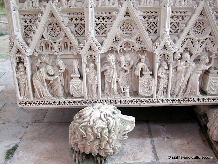 Alcobaca monastery, tomb of king Pedro (detail) UNESCO world heritage