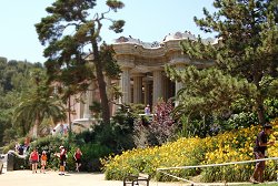 Antoni Gaudi, Park Gell Sulenhalle