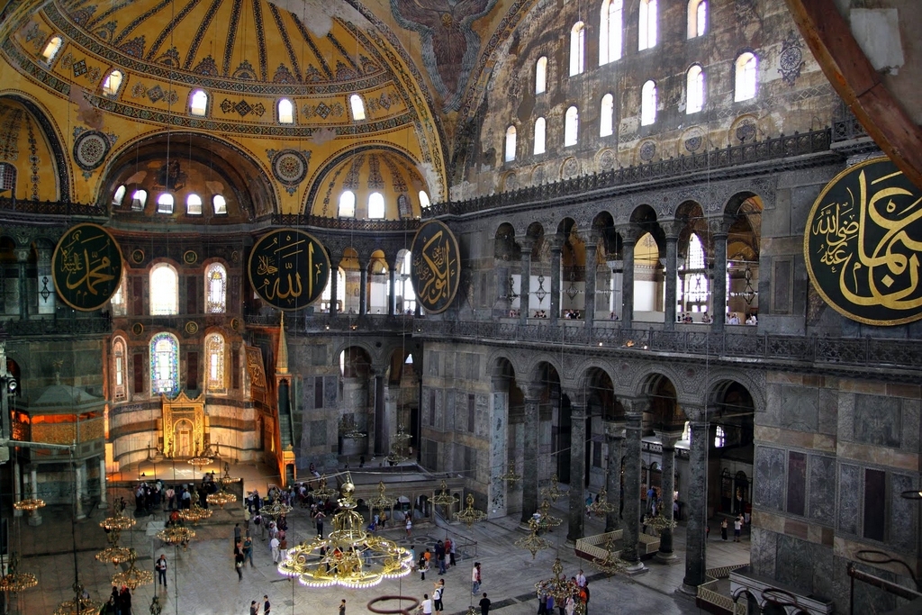 Istanbul Hagia Sophia The Magnificent Basilica At The Bosporus