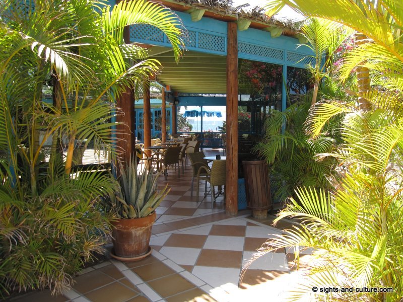 San Agustin IFA Beach hotel bar